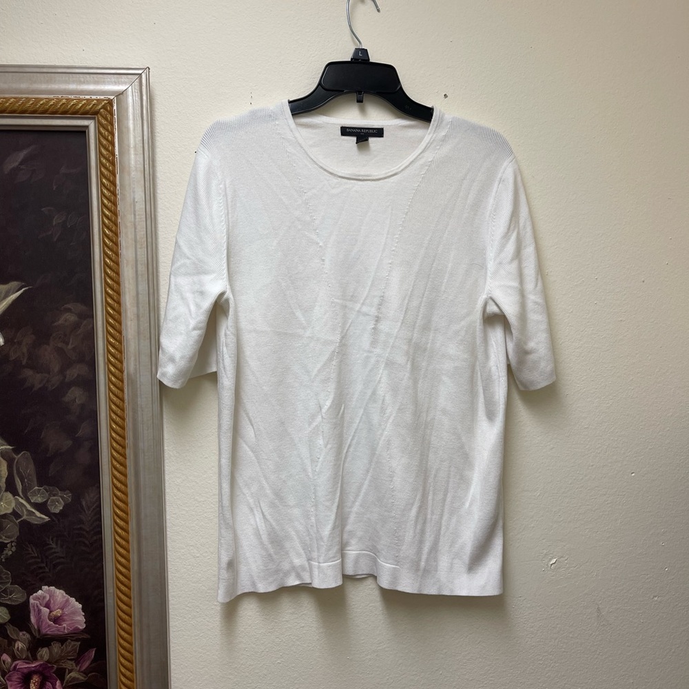 Banana Republic Women’s XL Size Cotton White ColorTop. ROUND Neck Casual